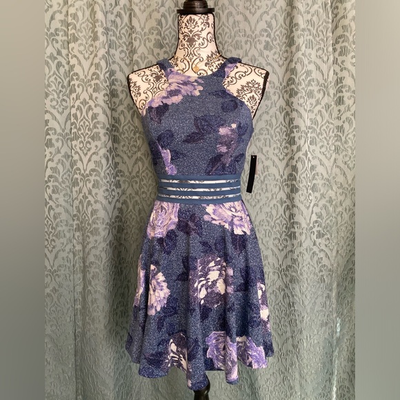 City Studio | NWT Glitter Floral Print Skater Dress - Picture 3 of 9